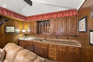 2201 Scarlet Ln, Grand Prairie, TX 75050 - Photo 25