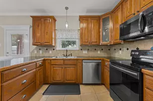 10617 Aquilla Trail, Waco, TX 76708 - Photo 5