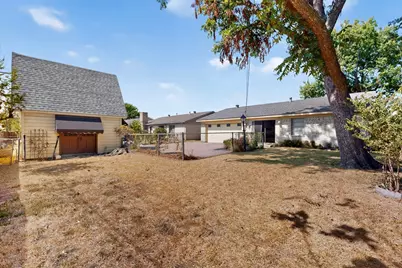 4638 Colgate Lane, Garland, TX 75042 - Photo 35