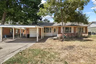 3749 Nabholtz Ln, Mesquite, TX 75150 - Photo 1