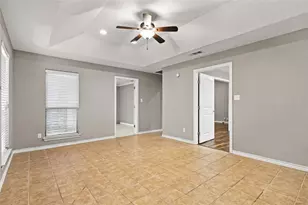 2708 Citadel Dr, Arlington, TX 76012 - Photo 11