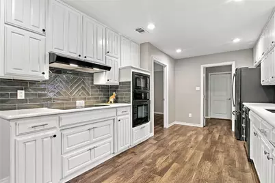 2708 Citadel Drive, Arlington, TX 76012 - Photo 13