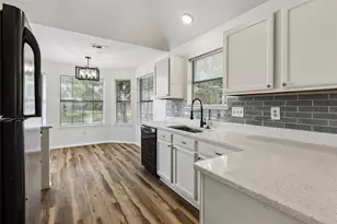 7801 Bordeaux Ln, Rowlett, TX 75089 - Photo 13