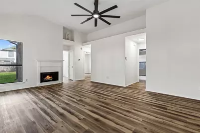 7801 Bordeaux Lane, Rowlett, TX 75089 - Photo 5