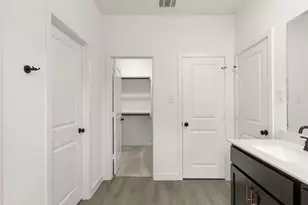 2513 Lost Maples Ln, Dallas, TX 75228 - Photo 21