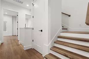 2203 Hondo Ave, Dallas, TX 75219 - Photo 31