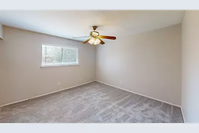 910 Shenandoah Drive, Arlington, TX 76014 - Photo 7