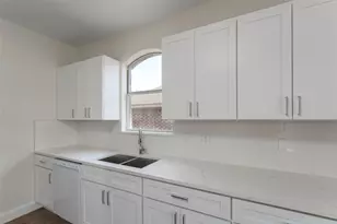 1310 Norman Cir, Arlington, TX 76014 - Photo 13