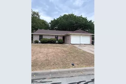 621 Dayton Road, Mansfield, TX 76063 - Photo 1