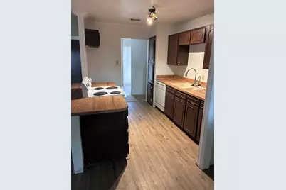 621 Dayton Road, Mansfield, TX 76063 - Photo 9