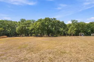 2525 Preskitt Rd, Decatur, TX 76234 - Photo 33