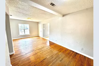 1415 Abelia Street, Irving, TX 75061 - Photo 3