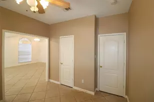 6100 Harwood Crossing Dr, Arlington, TX 76018 - Photo 5