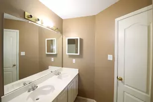 6100 Harwood Crossing Dr, Arlington, TX 76018 - Photo 23