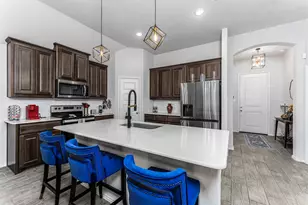 9921 Mescalbean Blvd, Fort Worth, TX 76036 - Photo 5