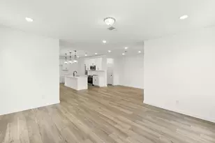 2501 Lost Maples Ln, Dallas, TX 75228 - Photo 15