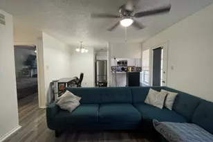 1745 Crest Grove Dr, Arlington, TX 76012 - Photo 3