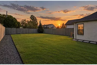 7514 Linwood Avenue, Dallas, TX 75209 - Photo 3