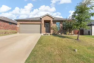 1924 Albany Ln, Cleburne, TX 76033 - Photo 1