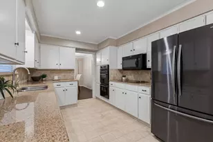 7066 Arboreal Dr, Dallas, TX 75231 - Photo 9
