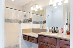 720 Daniel St, Blossom, TX 75416 - Photo 13