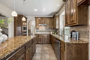 100 Spruce St, Red Oak, TX 75154 - Photo 11
