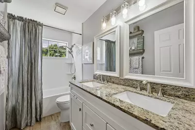4419 W Wescott Drive, Grand Prairie, TX 75052 - Photo 17