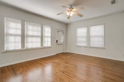 1622 Mistletoe Boulevard, Fort Worth, TX 76104 - Photo 7