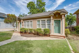 1622 Mistletoe Blvd, Fort Worth, TX 76104 - Photo 3