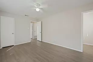 1211 Neptune Dr, Cedar Hill, TX 75104 - Photo 15