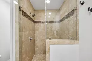 9336 Heatherdale Dr, Dallas, TX 75243 - Photo 17