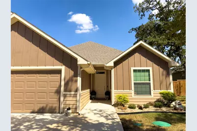 214 Colt Drive, Lake Kiowa, TX 76240 - Photo 3