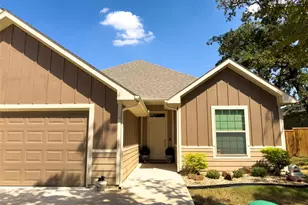 214 Colt Dr, Lake Kiowa, TX 76240 - Photo 3
