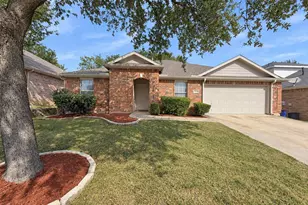 1314 Maple Terrace Dr, Mansfield, TX 76063 - Photo 1