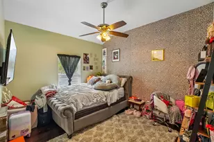 1414 Record Crossing Rd, Dallas, TX 75235 - Photo 15