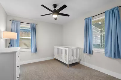 805 NW 14th Street, Grand Prairie, TX 75050 - Photo 21