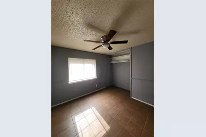 305 Trinidad Drive, Grand Prairie, TX 75052 - Photo 3