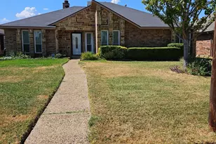 5117 Bobtown Rd, Garland, TX 75043 - Photo 3