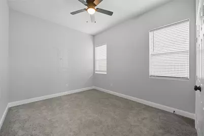 914 E Tucker Street, Fort Worth, TX 76104 - Photo 3