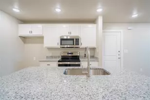 328 Colorado St, Abilene, TX 79601 - Photo 7