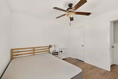2010 Via Corona, Carrollton, TX 75006 - Photo 29