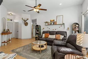 1111 Hyde Park Dr, McKinney, TX 75069 - Photo 5