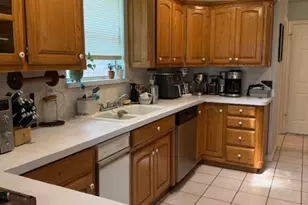 9009 Pleasant Hill Dr, Granbury, TX 76049 - Photo 11