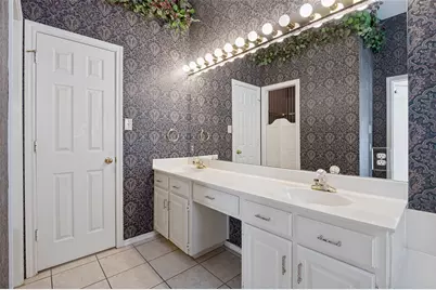 1110 Emily Lane, Carrollton, TX 75010 - Photo 19