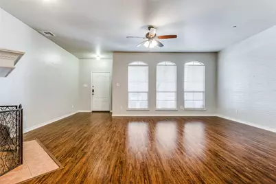 5662 Grosseto Drive, Frisco, TX 75034 - Photo 3