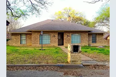 2202 Greenbriar Court, Grand Prairie, TX 75050 - Photo 1