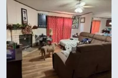 105 Seminole Street, Tye, TX 79563 - Photo 3