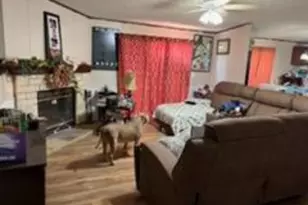 105 Seminole St, Tye, TX 79563 - Photo 3