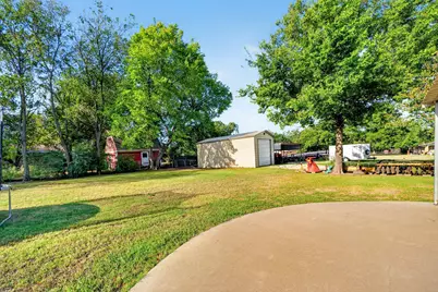 708 E High Street, Wills Point, TX 75169 - Photo 15