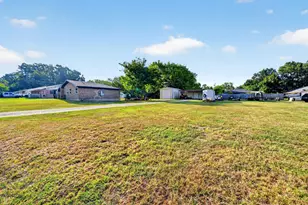 708 E High St, Wills Point, TX 75169 - Photo 33